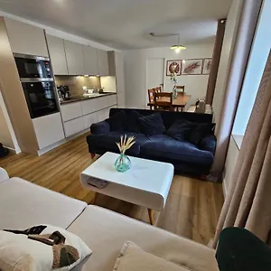 Appartement 4, 5 Et 10 Personnes Renoves En Centre-ville, Mont-Dore